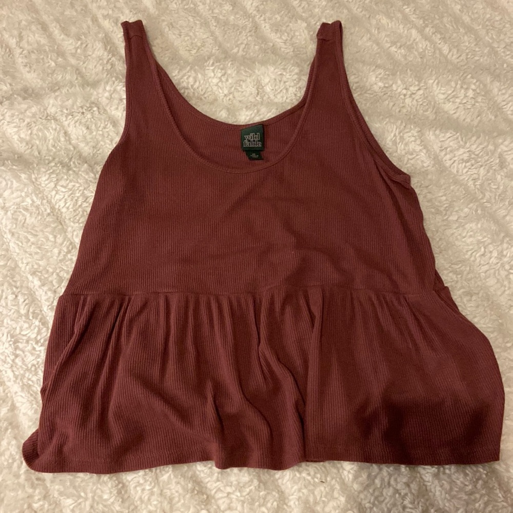 Wild Fable Tank top Ruffled Bottom. Size: XS. Color:Maroon